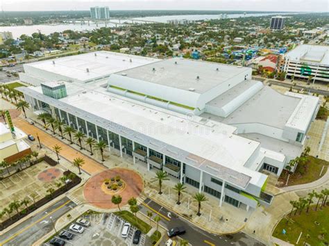 ocean center convention center daytona beach.